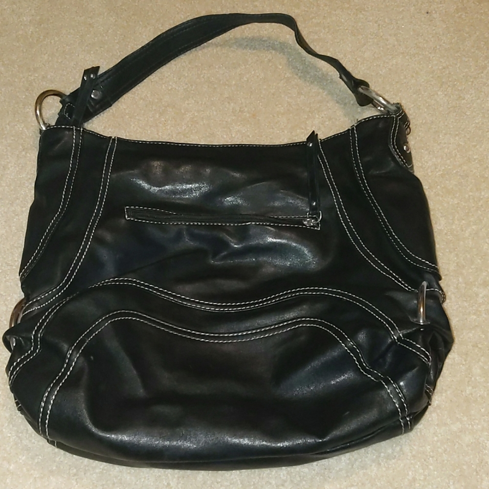 Black stud purse - Picture 5 of 8